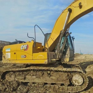 卡特323挖掘机