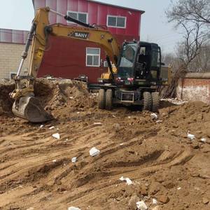 小松PC130-8挖掘机